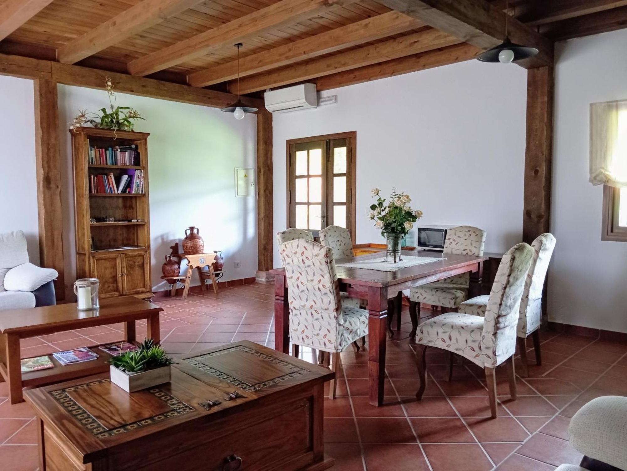 Hotel Rural La Covacha Losar De La Vera Luaran gambar