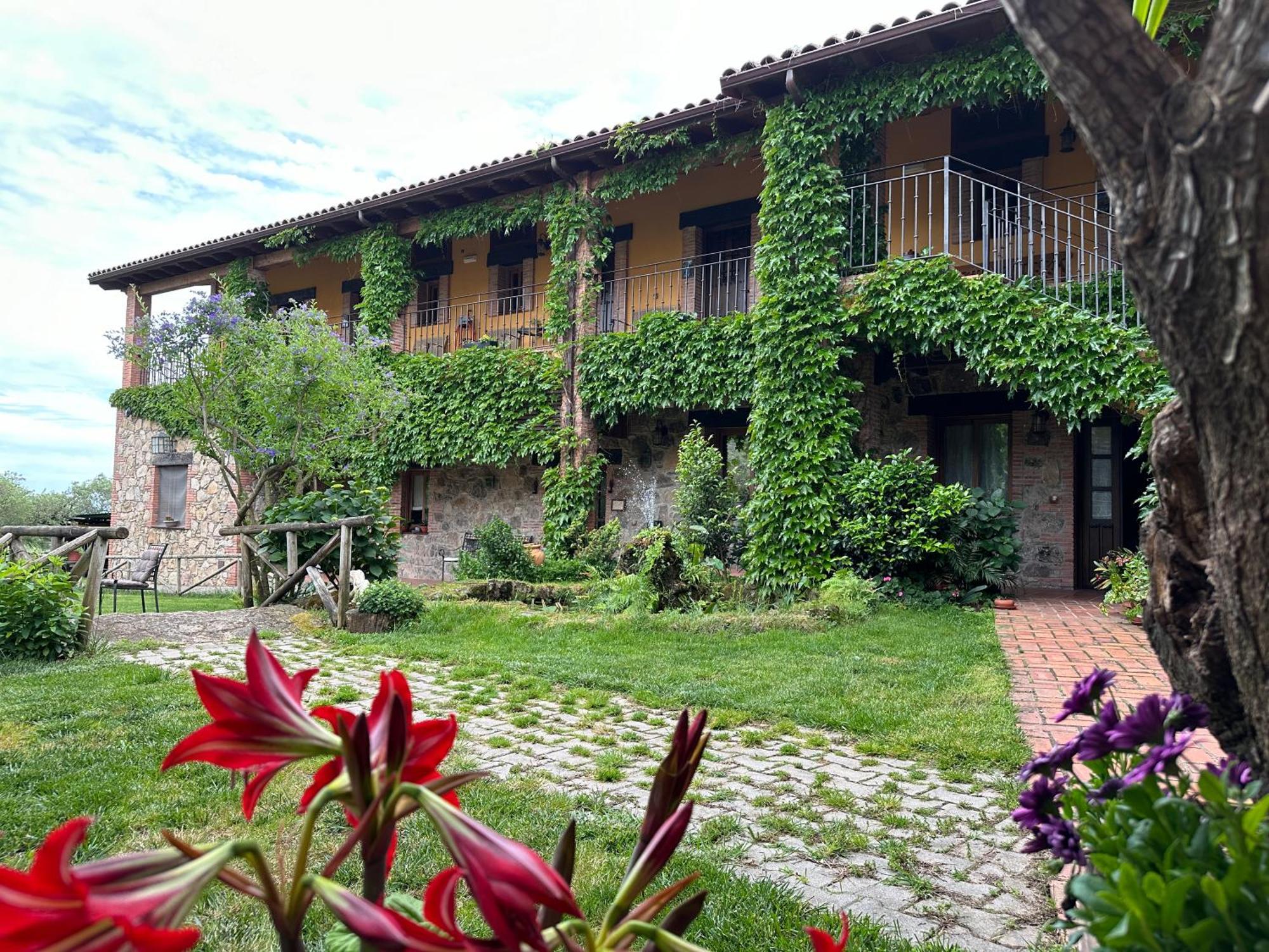 Hotel Rural La Covacha Losar De La Vera Luaran gambar