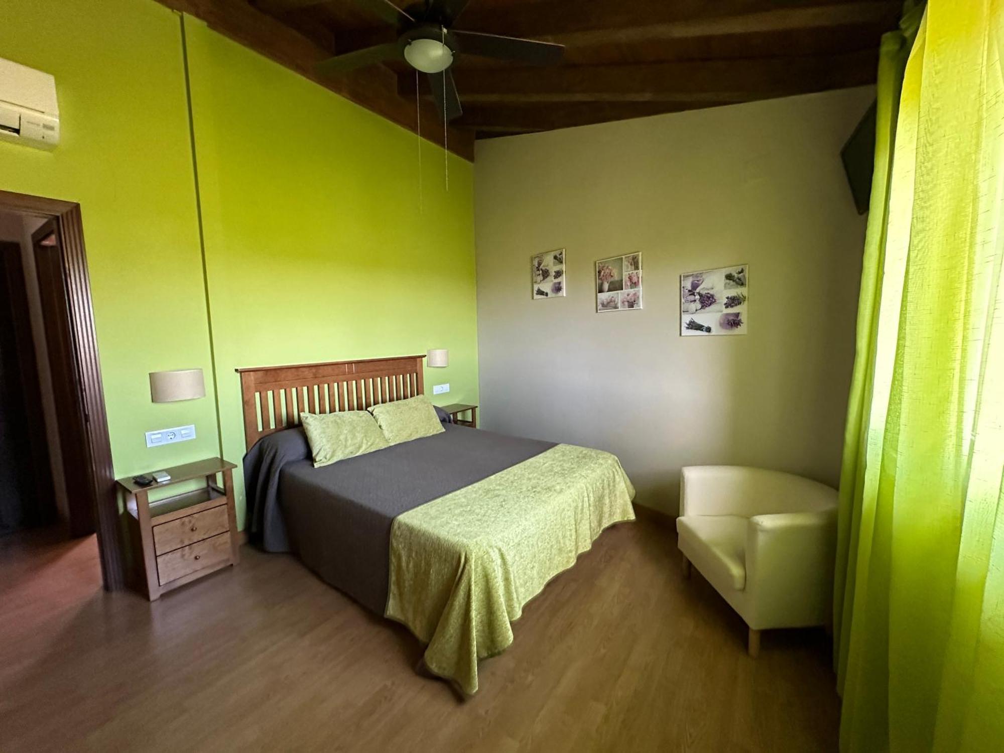 Hotel Rural La Covacha Losar De La Vera Luaran gambar